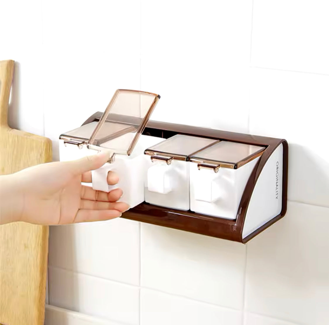 4 Grid Wall Mounted Spice Boxes, Herb Spices Storage Condiment Jar, Kitchen Gadget Device Sets Spice Box Organizer Tool 4 Grid Wall Mounted Spice Boxes, Herb Spices Storage Condiment Jar, Kitchen Gadget Device Sets Spice Box Organizer Tool